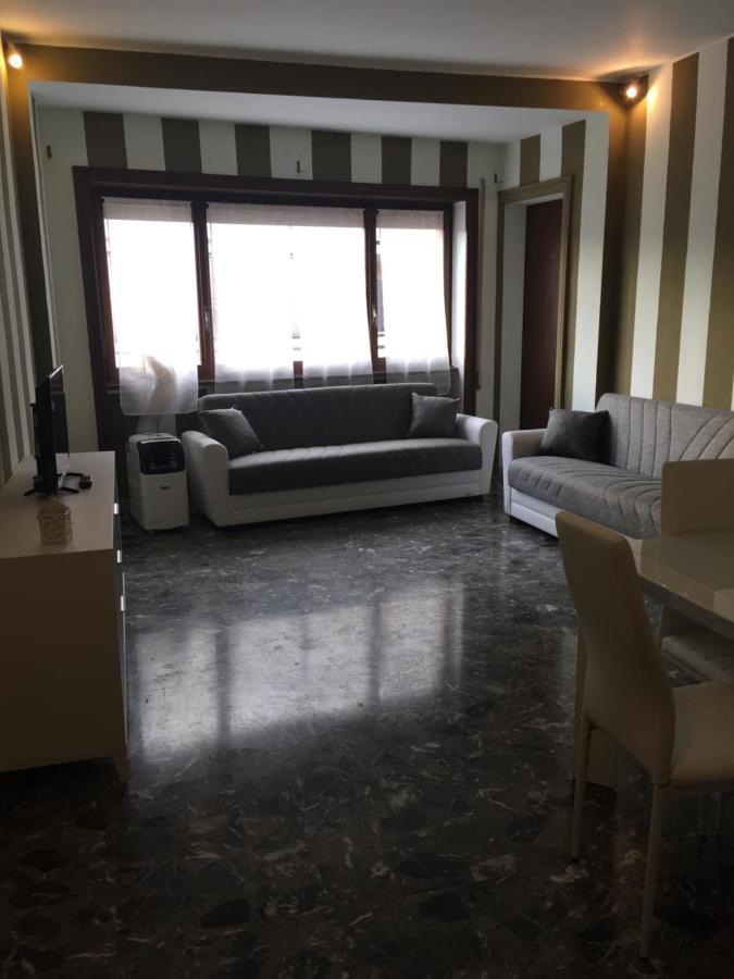 Near Museum Apartment Рим Екстериор снимка