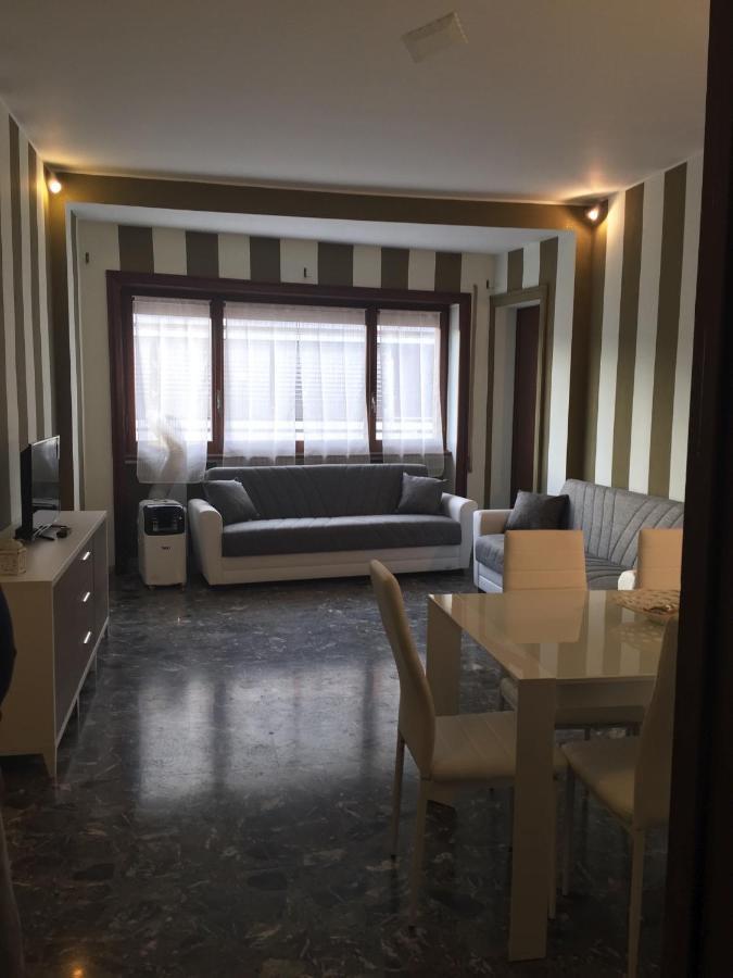 Near Museum Apartment Рим Екстериор снимка