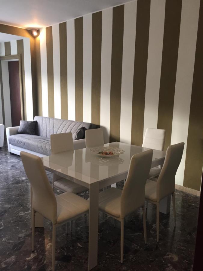 Near Museum Apartment Рим Екстериор снимка